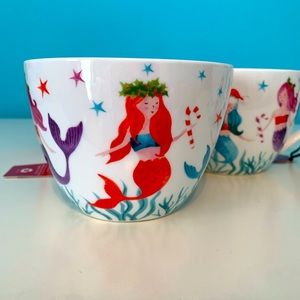 🟢 SEAsons Greetings Mermaid Mug Set of 4 new with gift tags Santa Hats